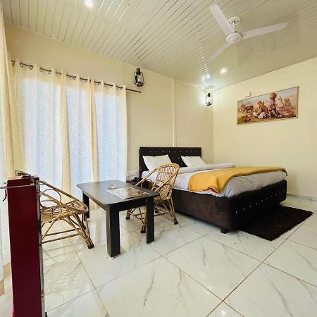 In Apple Estate Kanatal - Himalayan View Resort With Courteous Staff 外观 照片